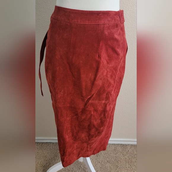 ASOS red suede wrap skirt size 2 - Picture 6 of 7
